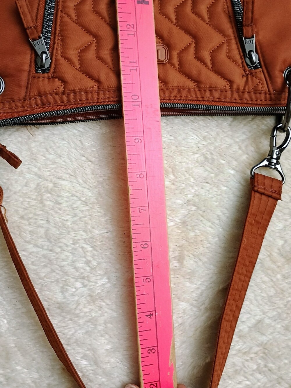 Lug Swivel Bag - Copper/Brown Quilted - Picture 13 of 13